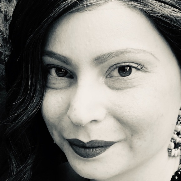 Meet your Posher, Amber - Picture 6 of 8